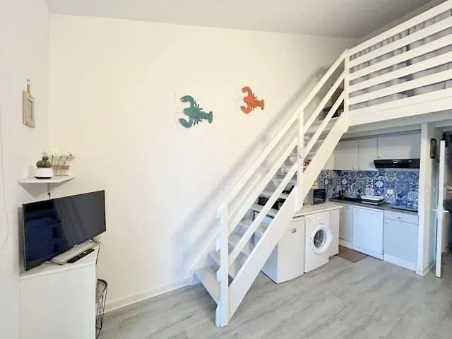 4 Personnes - 500 M - 4goel53 Apartment *